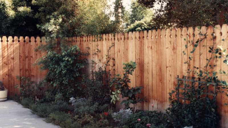 After Learning Chain Link Fence Prices in Pasadena CA, Homeowners Can Plan for Fencing Beautification